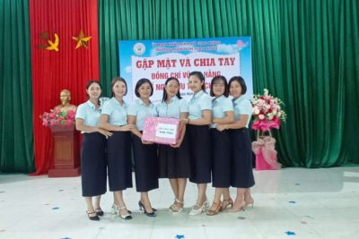 Ngày 11/10/ 2025, Trường Mầm non Giao Nhân tổ chức buổi gặp mặt và chia tay giáo viên nghỉ hưu theo chế độ